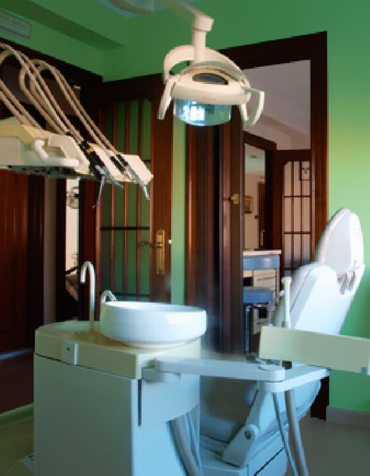 Clínica Dental José Vallina silla de dentista